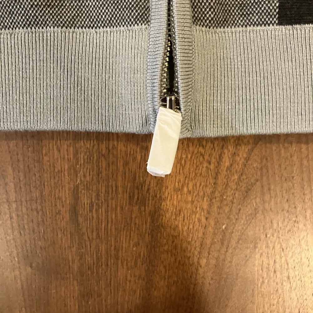 NWT- Burberry Zip-Up Hoodie 6Y - Picture 10 of 11